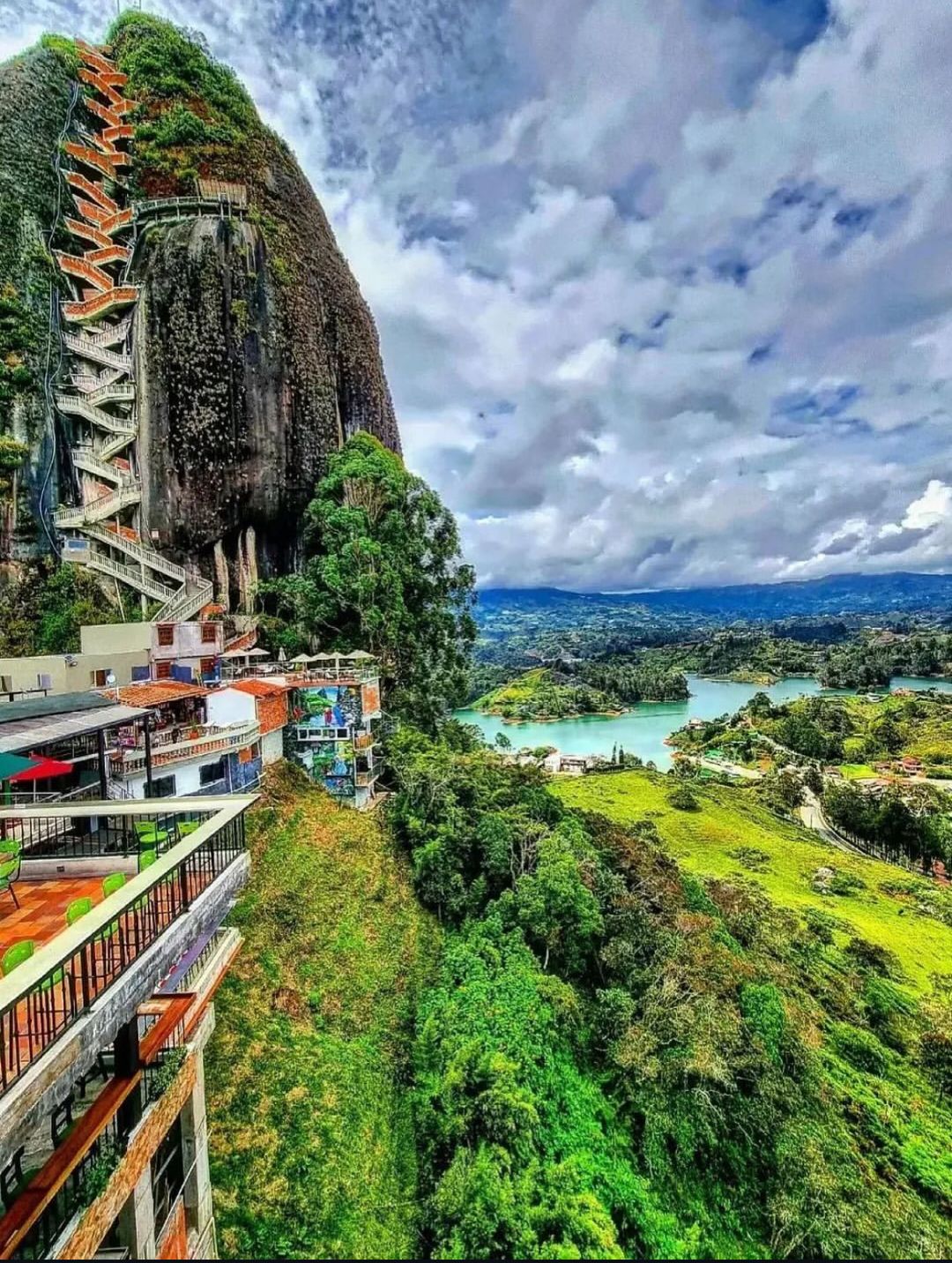 Tuor Guatapé 