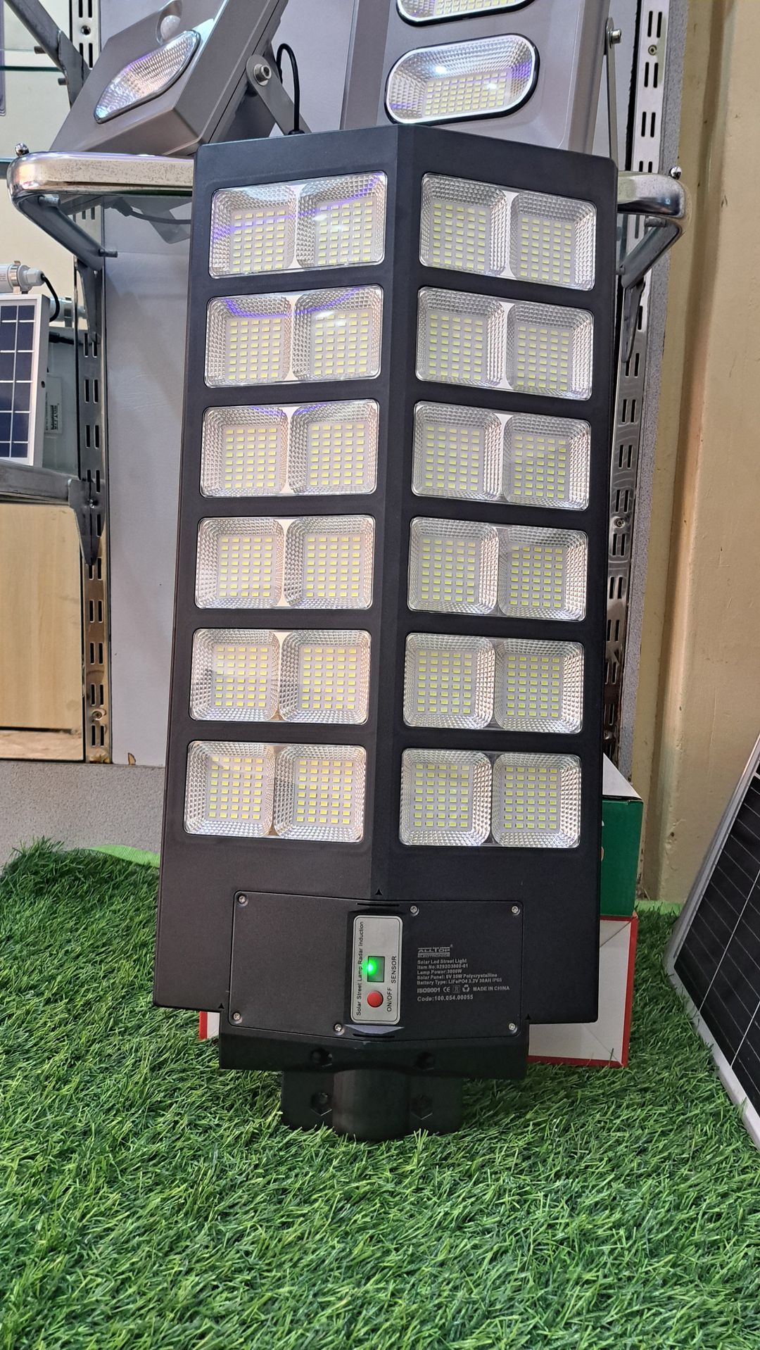3000W Solar LED Street Light (Black)