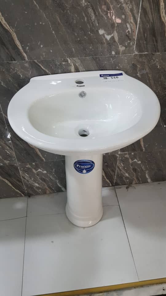 Lavabo au sol