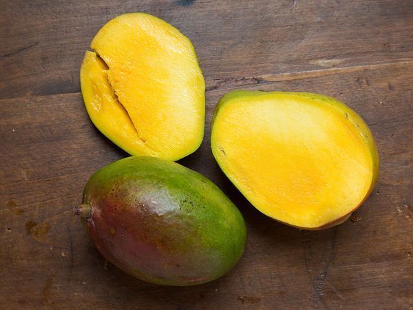 Mangos Tommy
