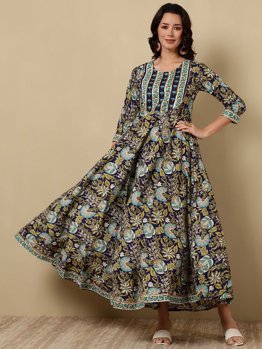 Women Ethnic Motifs Work Floral Anarkali Dress