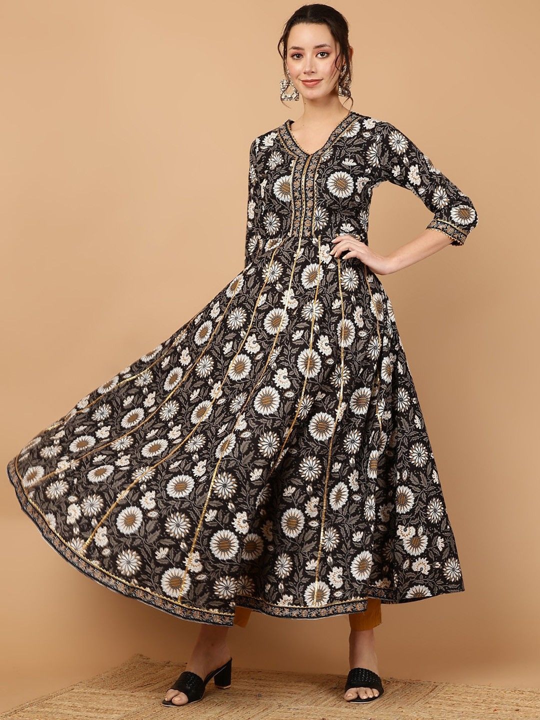 Women Ethnic Motifs Work Floral Anarkali Dress