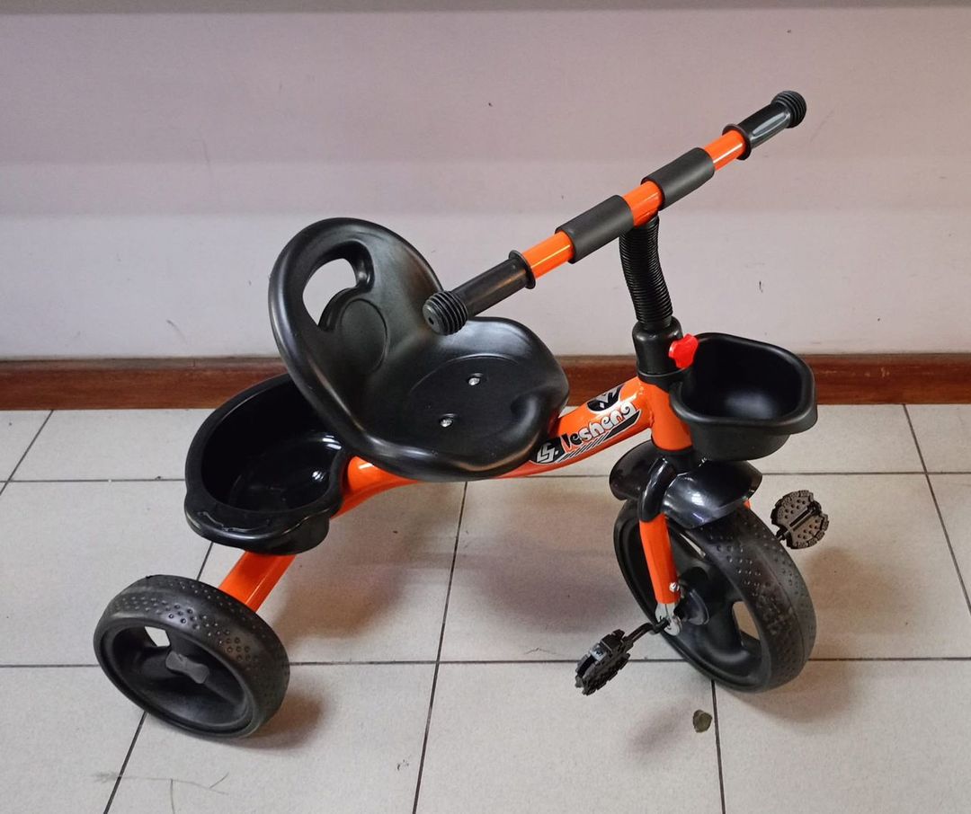 Tricycle kids
