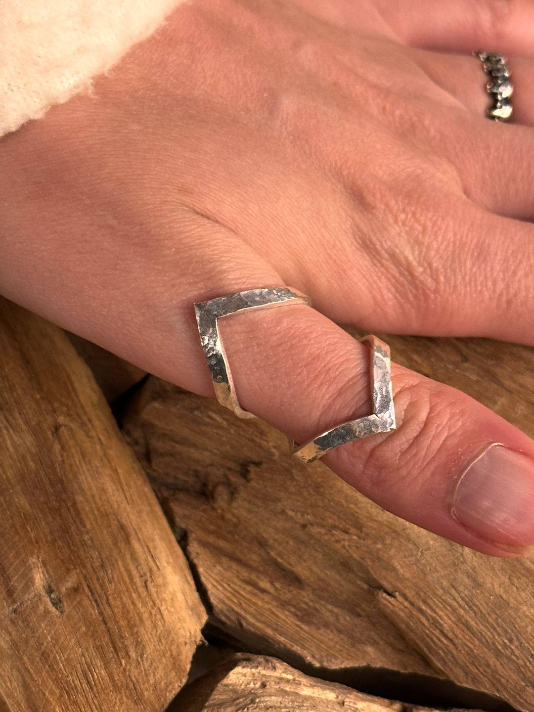 Anillo Zubaro