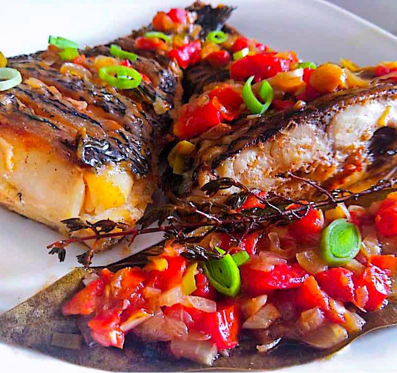 Saute de poissons (chinchard/ sardines) aux légumes