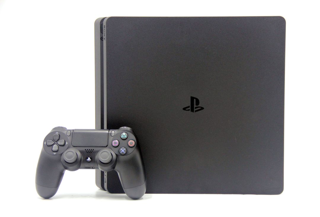 PlayStation 4 Console