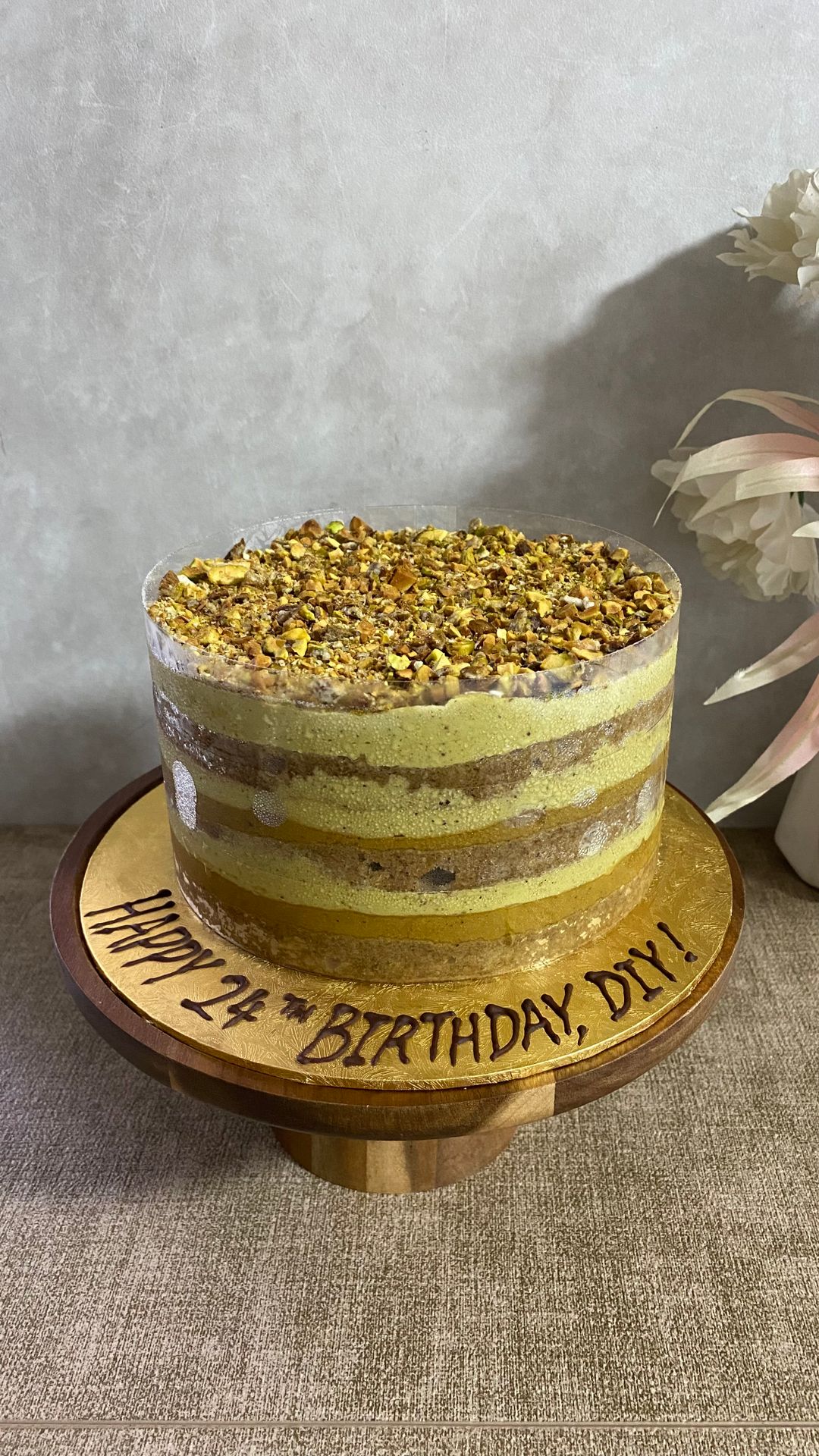 Pistachio Tiramisu Round