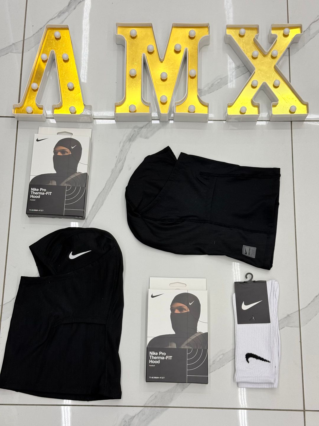 Nike Pro Therma-FIT Hood