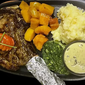 Tomahawk 800gr