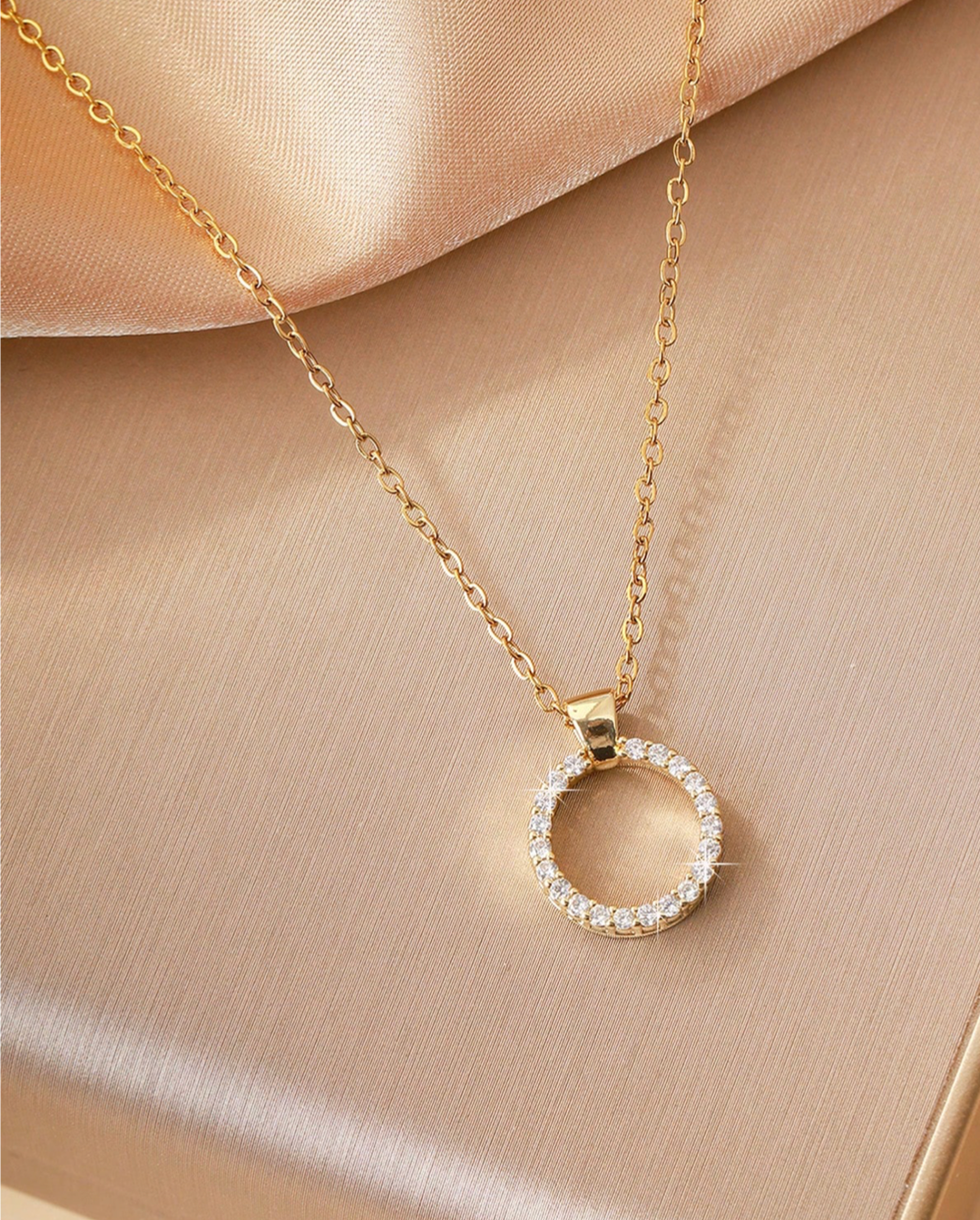Vera Necklace