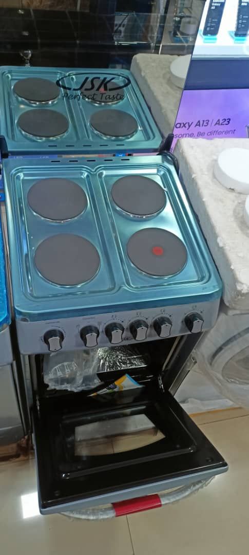 Electric and Gas Cooker