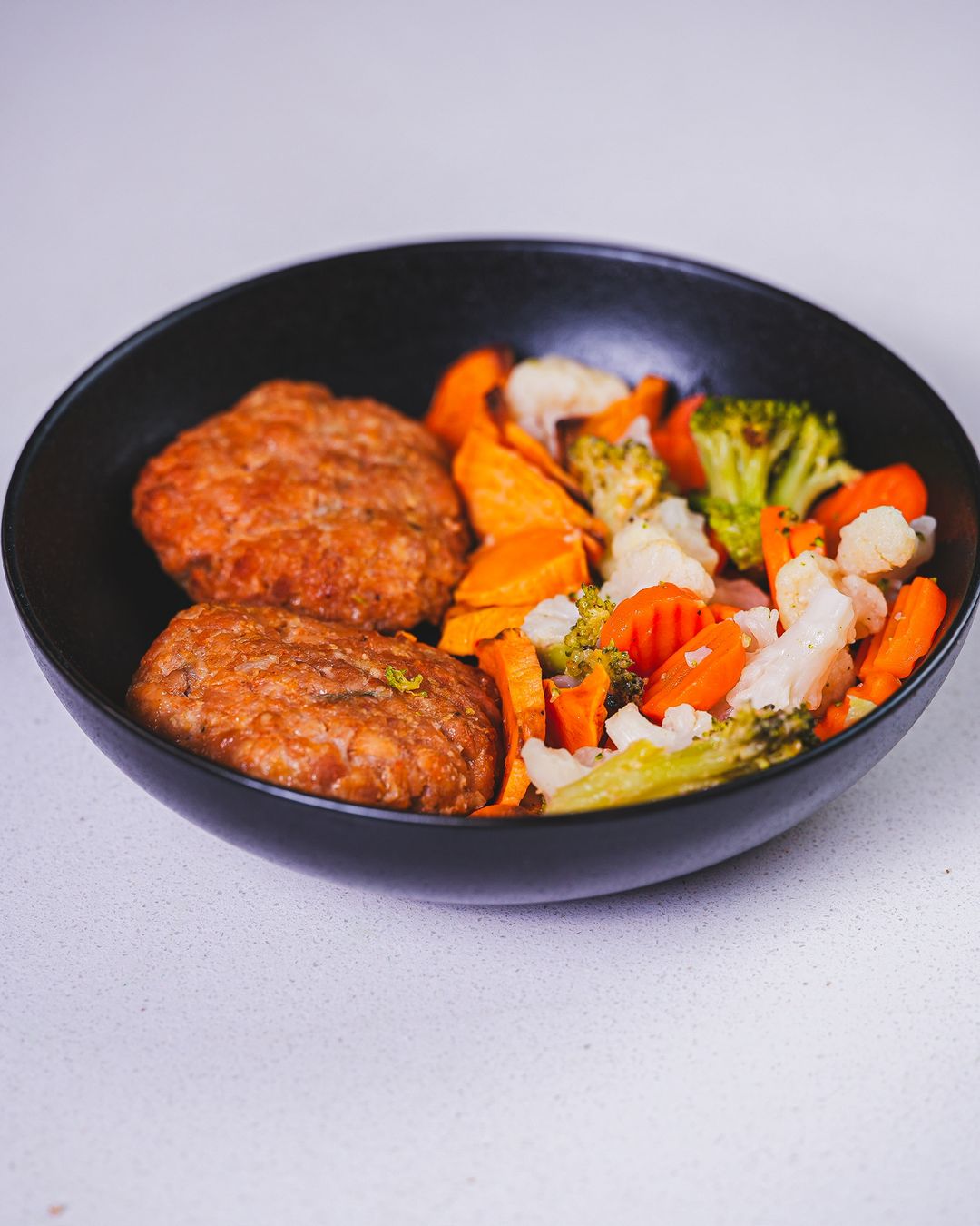 Chicken Burger with Sweet potatoes & Veggies