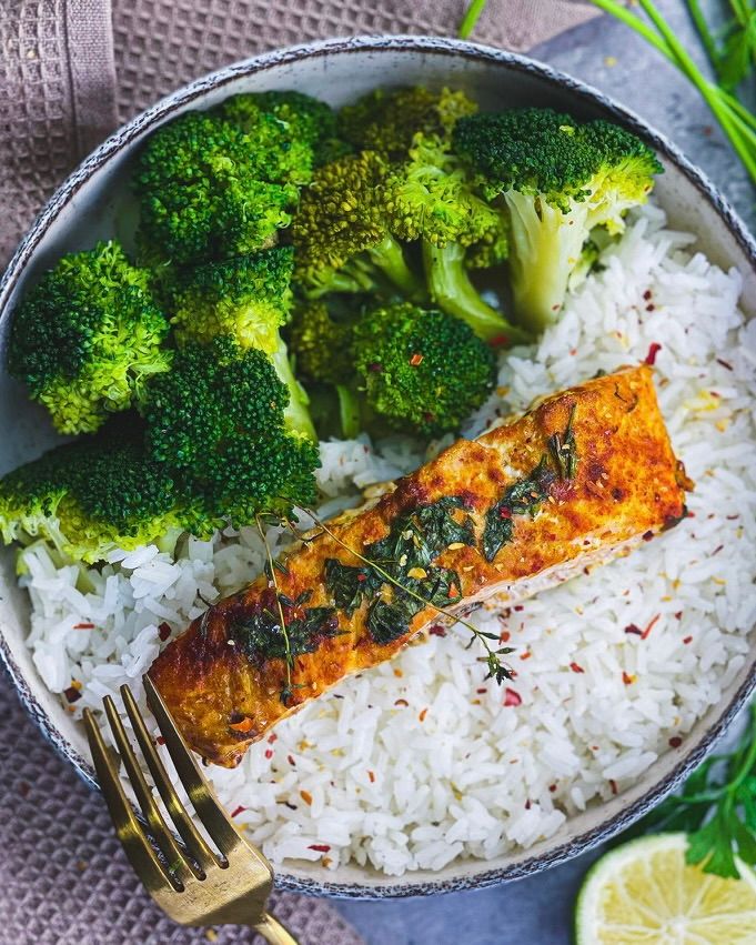 Salmon with rice & veggies