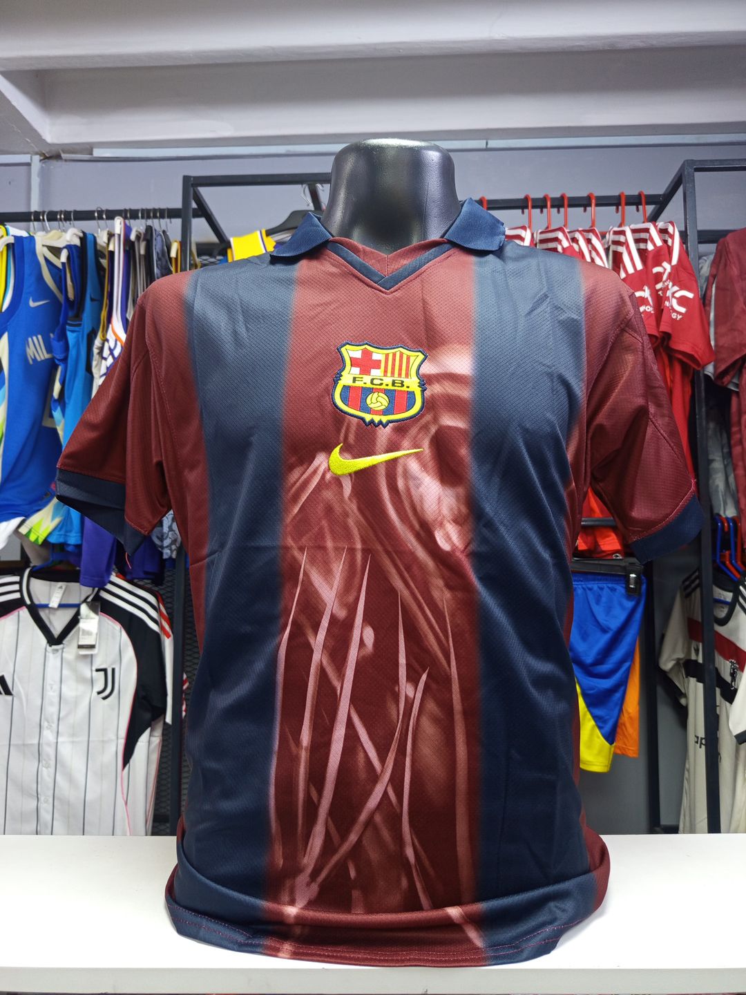 Barcelona x Travis Special kit