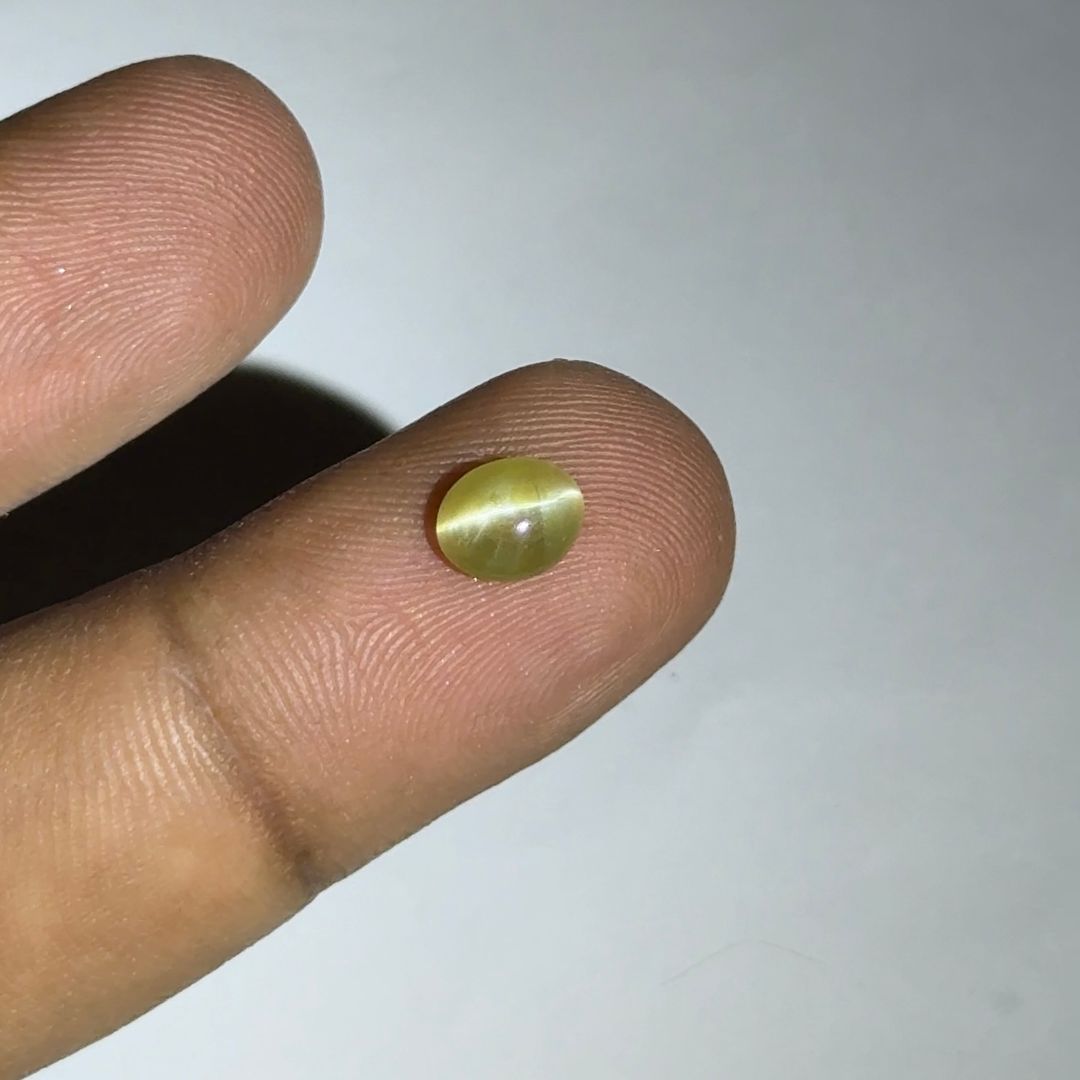 AGCL certified 1.1ct Natural Chrysoberyl cats eye