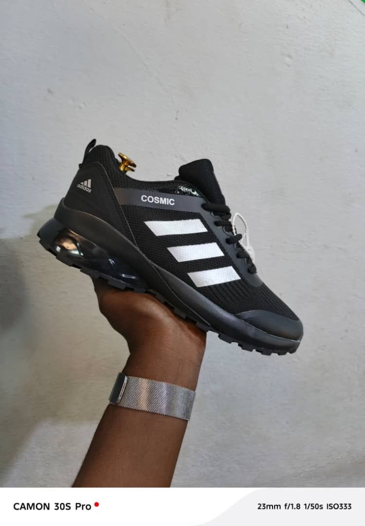 Paire de basket Adidas