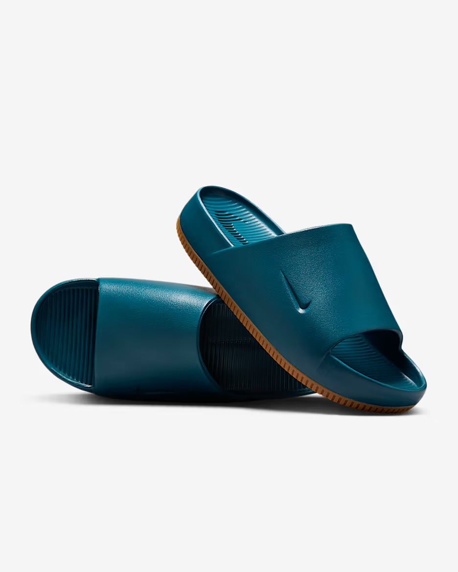 Nike Calm 2