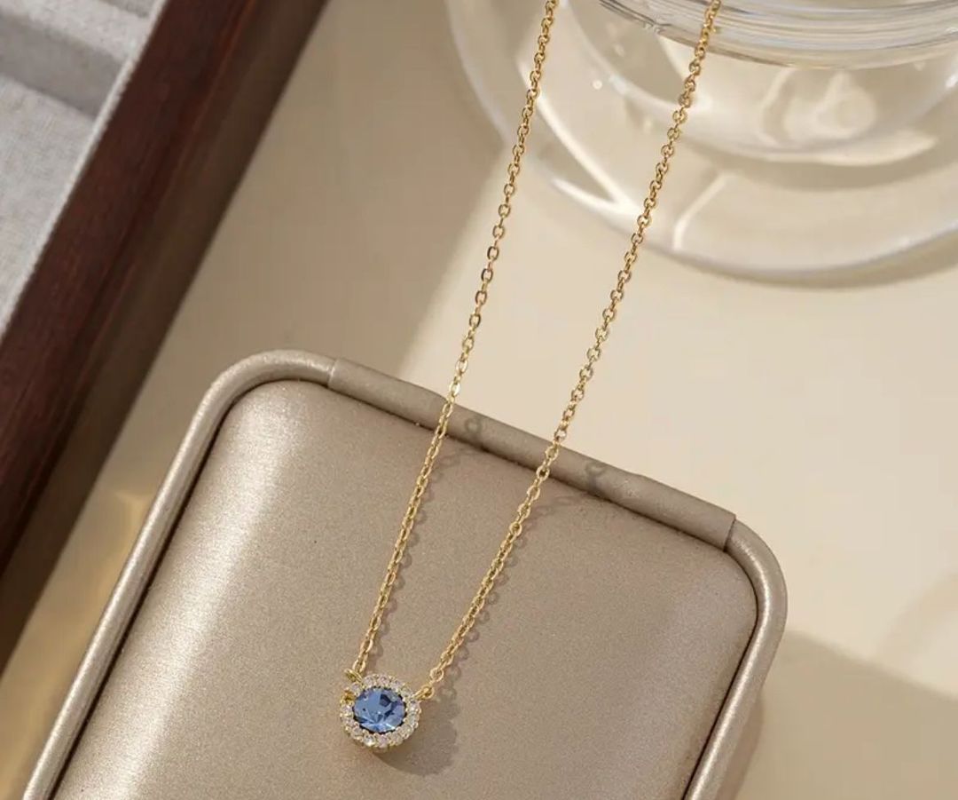 Mini Elegant blue necklace