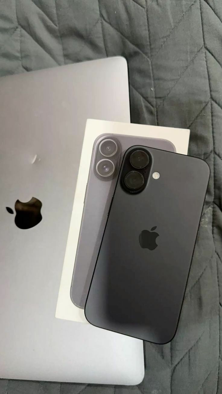 iPhone 16 256GB