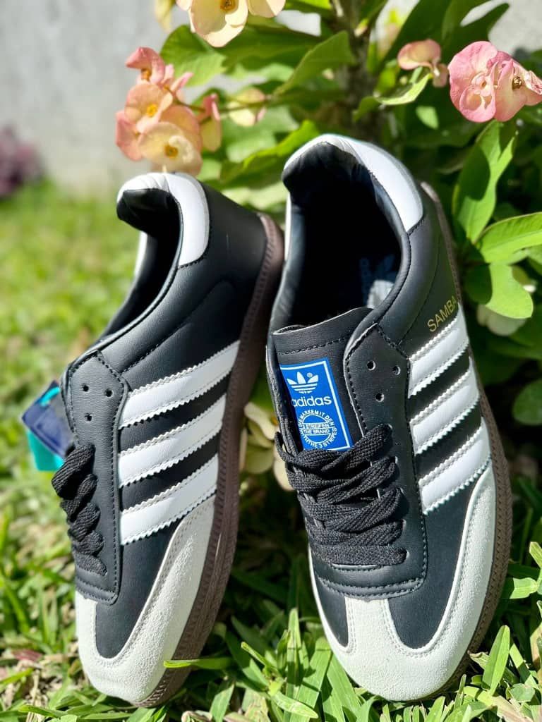 Samba Sneakers