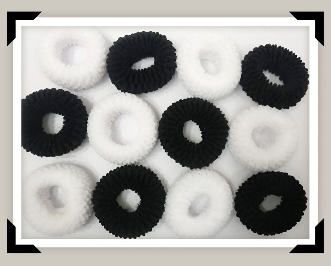 Black & White Hair Ties 144 Piece