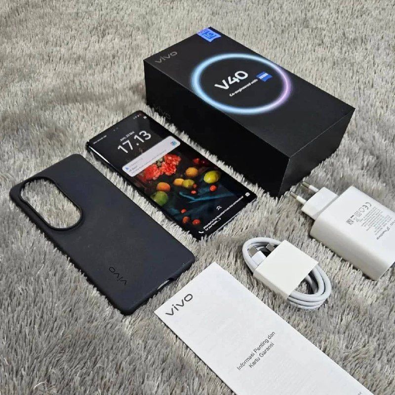 Vivo V40 Silver  Ram 12/256GB
