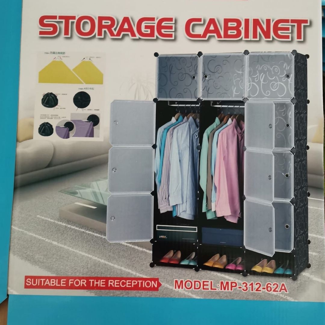Simple Wardrobe