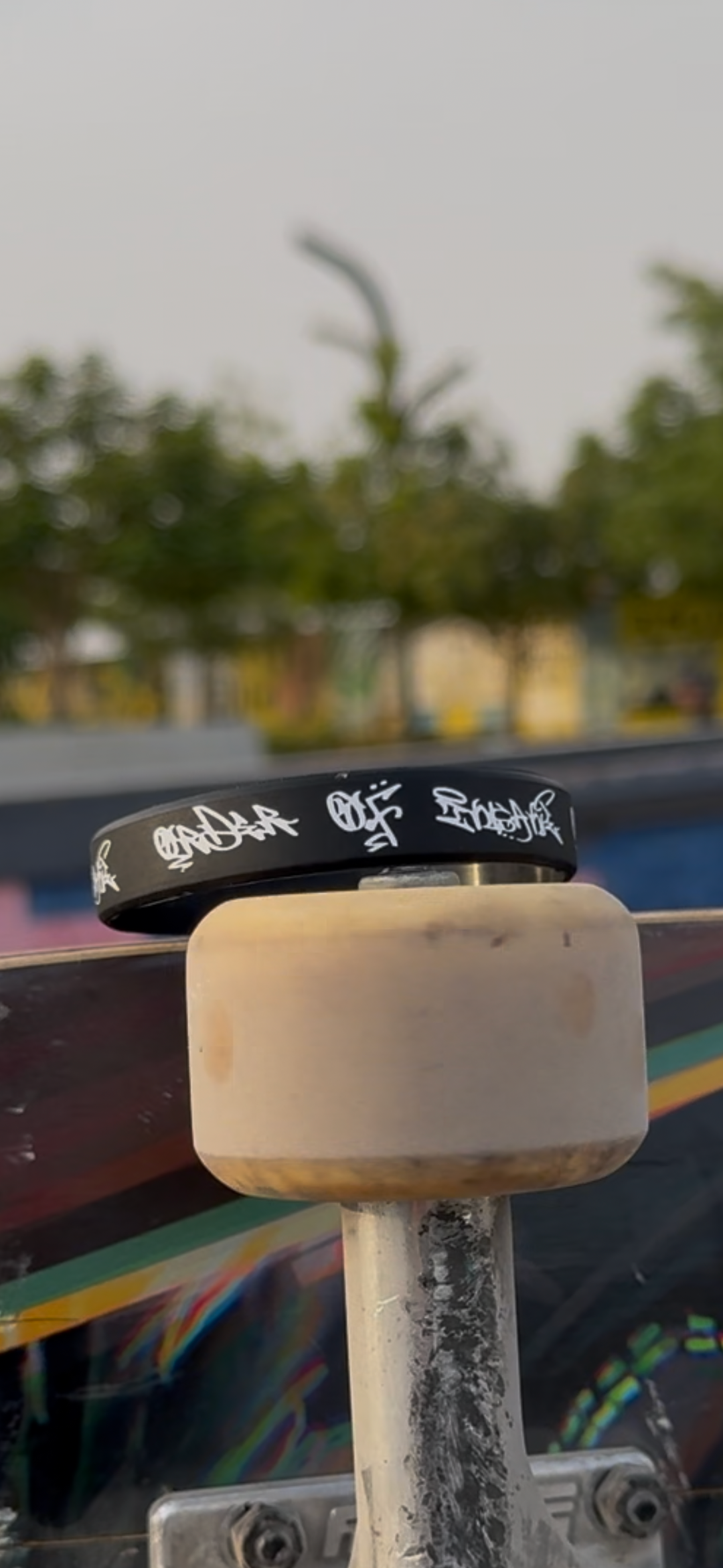 Ooi wrist band 