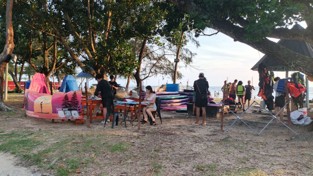 Island Hoping (Min 2pax)