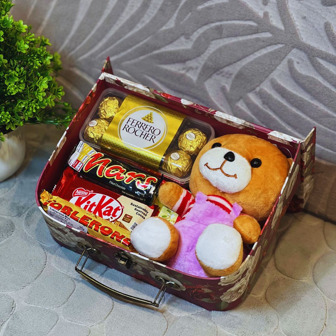 Tales of a tiny heart Gift Box