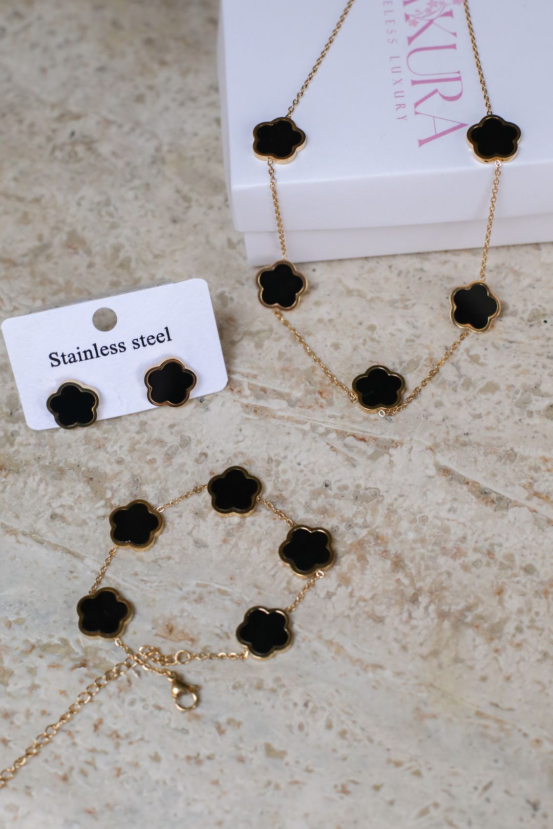 ZAKURA Set Black