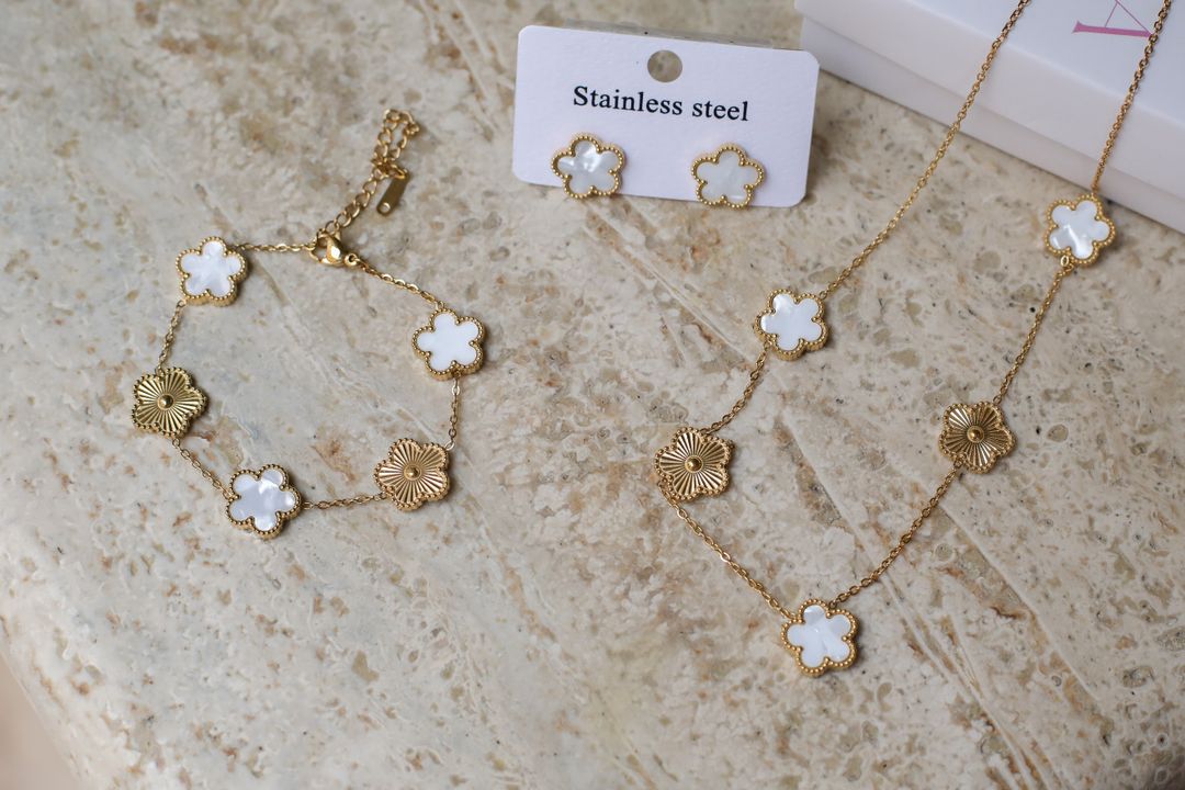 ZAKURA Set Gold & White