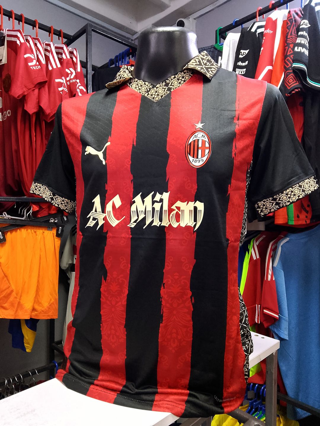 Ac Milan limited edition 