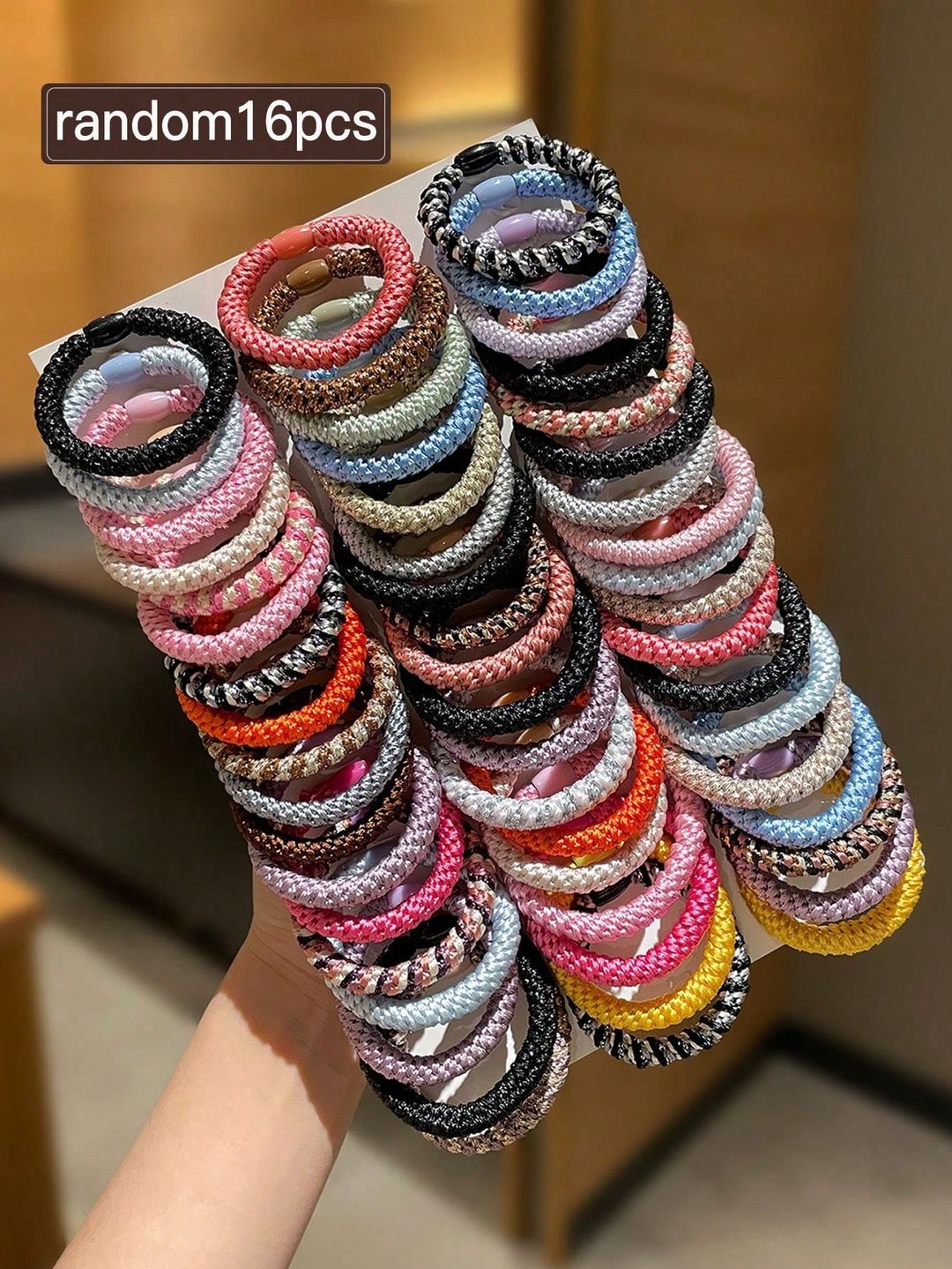 16 pièces/set Couleurs aléatoires Chouchous tressés pour femmes, haute élasticité et non dommageables, design simple mode pour queue de cheval, convient pour le port quotidien et extérieur, applicable pour tous les accessoires de cheveux élastiques de saison, supports de queue de cheval, élastiques à cheveux, boules de cheveux
