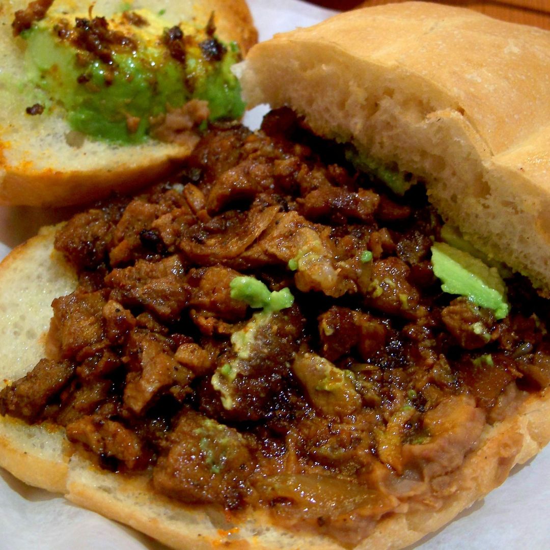 Torta con queso asadero