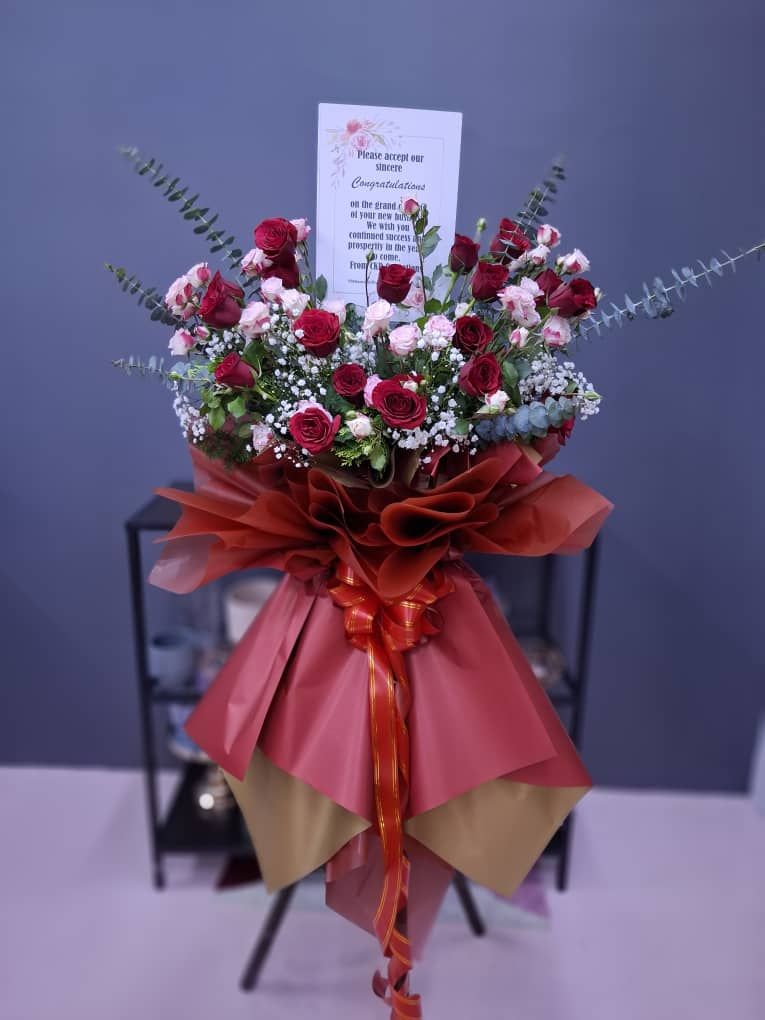 Flower Stand - ROSES