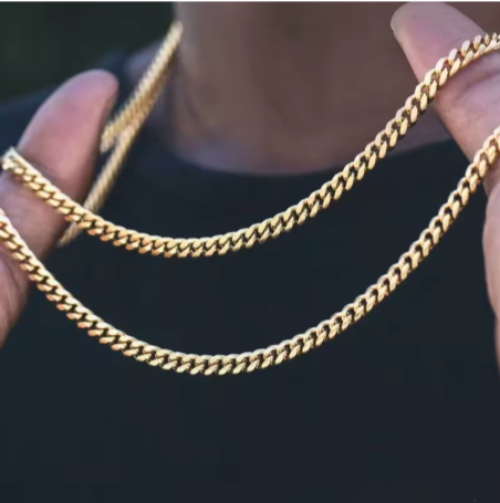 Chaînes dorées XXL