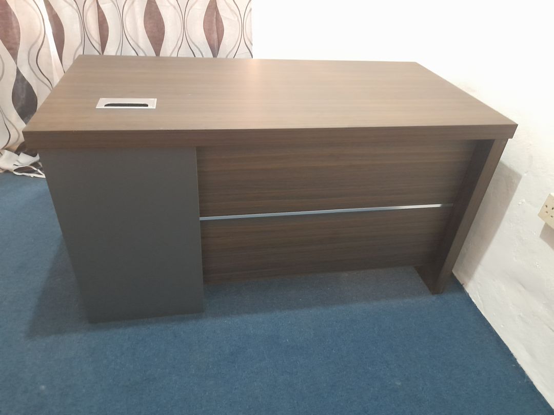 160cm Mini executive table
