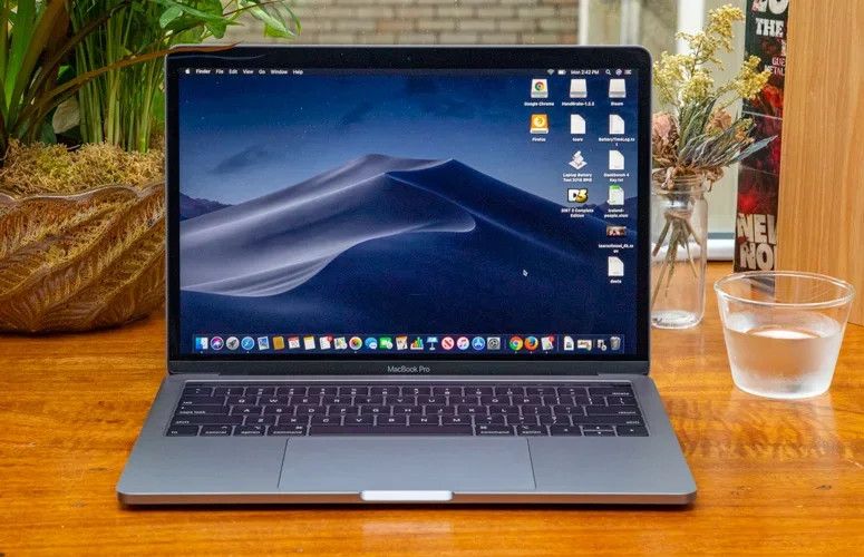 13 Inch Macbook Pro 2.0Ghz Quad-Core i5 As New Condition 512GB SSD|16GB RAM|Touch Bar|WARRANTY