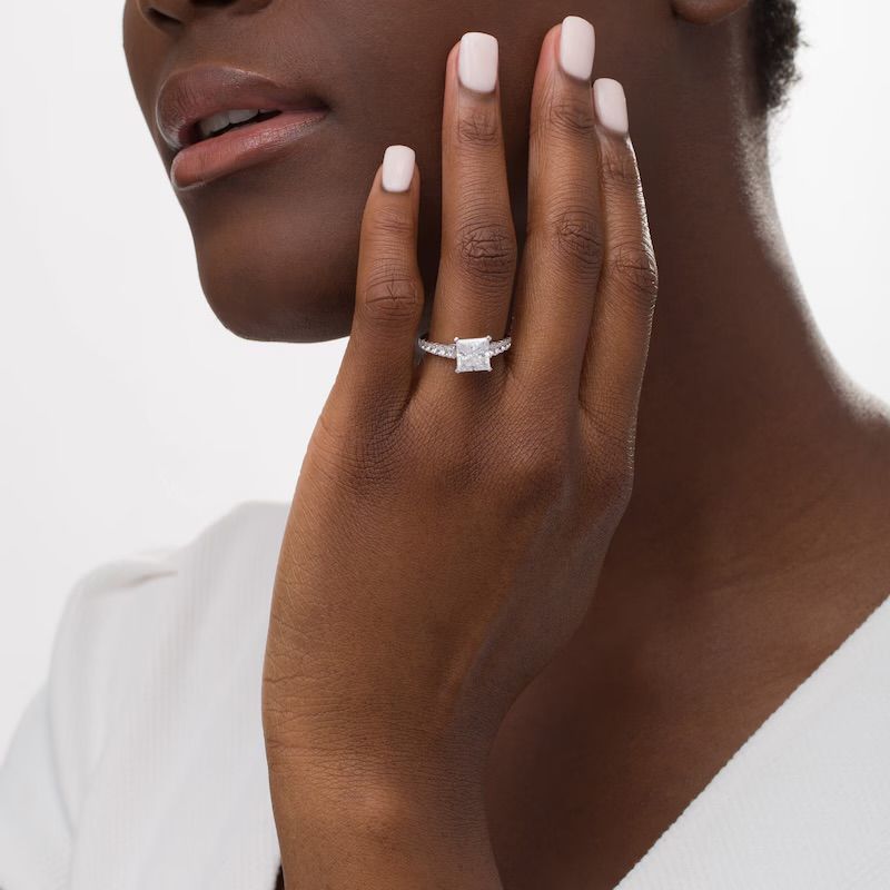 Engagement ring consultation 