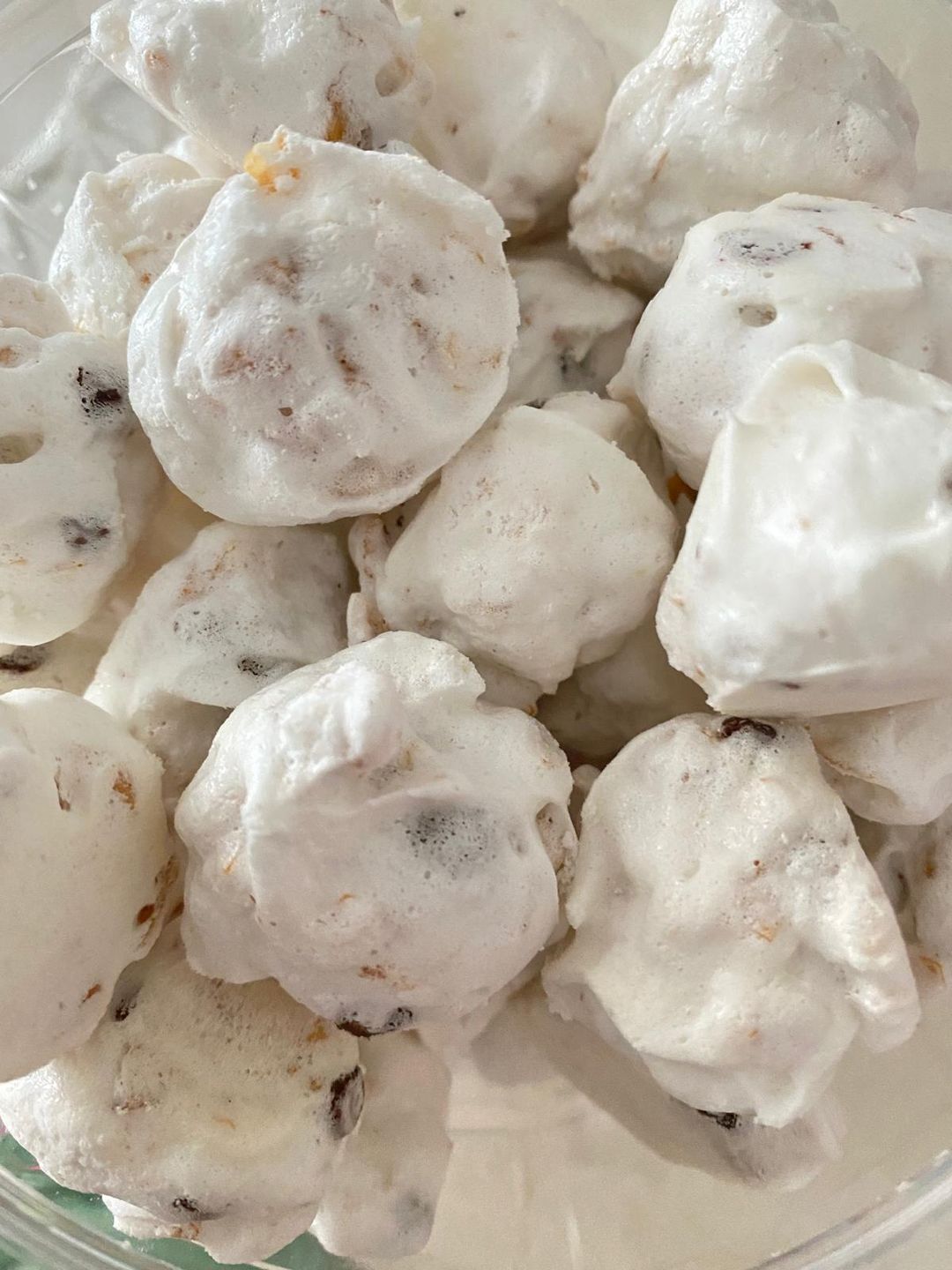 Choc Chip Cornflakes Meringues (BIG BAG)