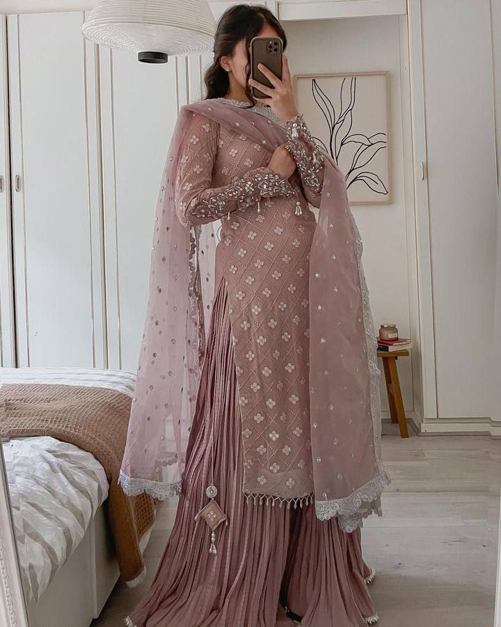 Jiana Peach Georgette Embroidered Kurta Palazzo Sets