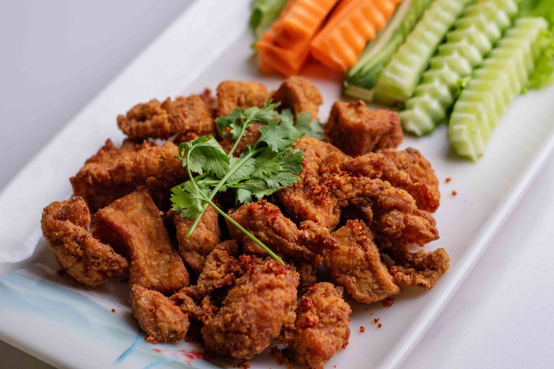 សាច់មាន់បំពងក្រឡុក អំបិលម្ទេស (បែបកូរ៉េ)
