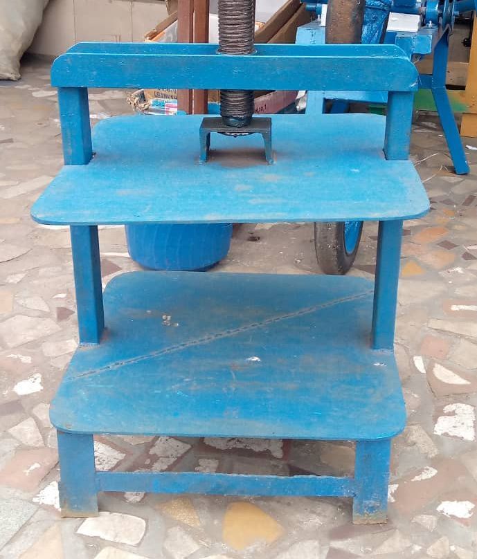 Presseuse de manioc