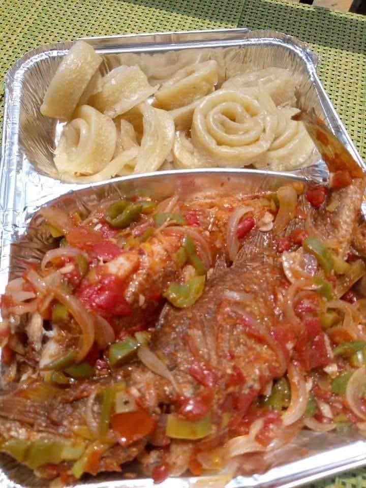 Poisson rôti + bâton 