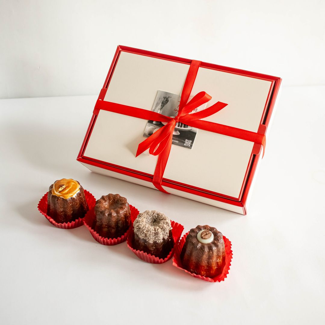 Canelés — Box of 12 pcs