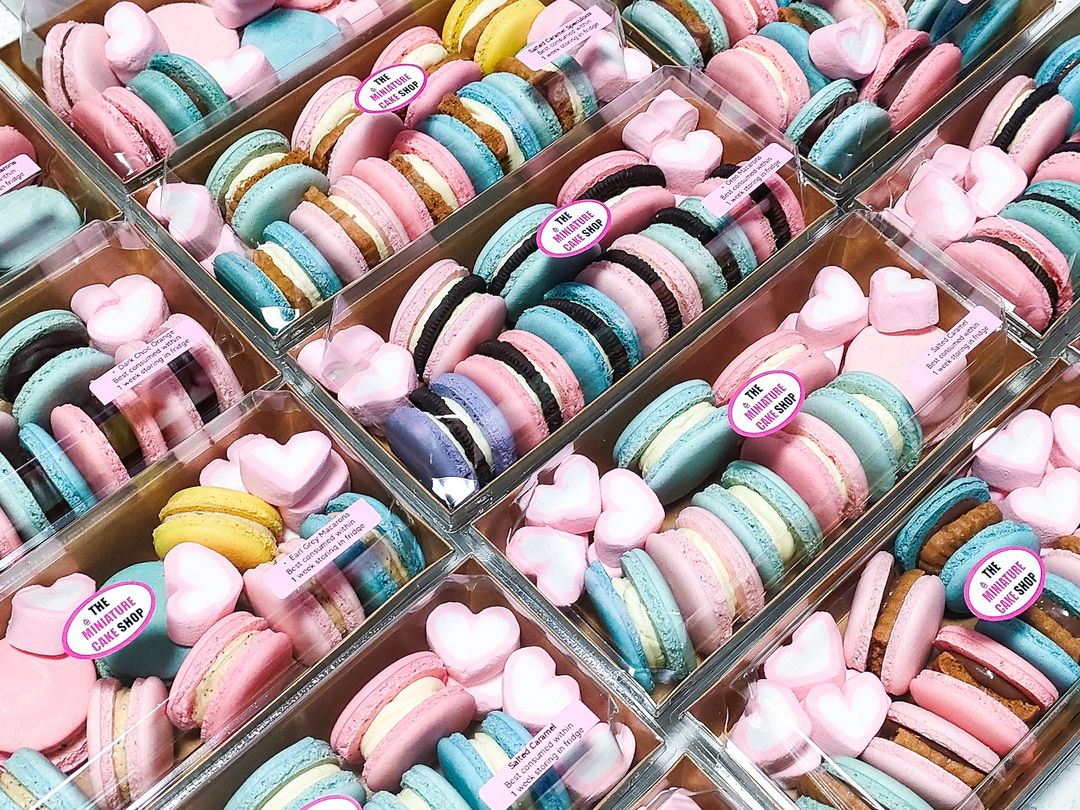 7pcs Macarons (Random colours)
