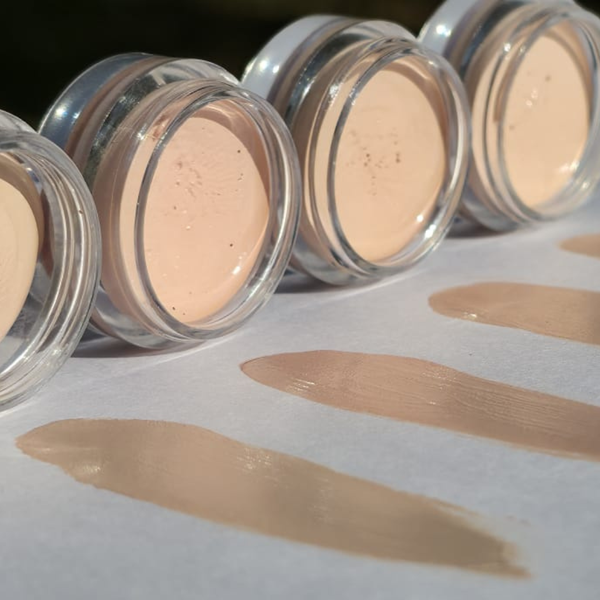 Earth Cream Foundation Sample - Try 1 Shade 1.5g