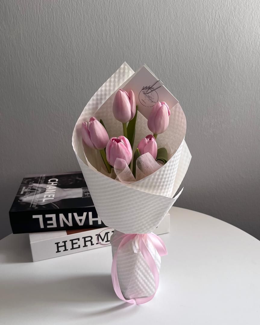 Blush Tulip Mini Bouquet