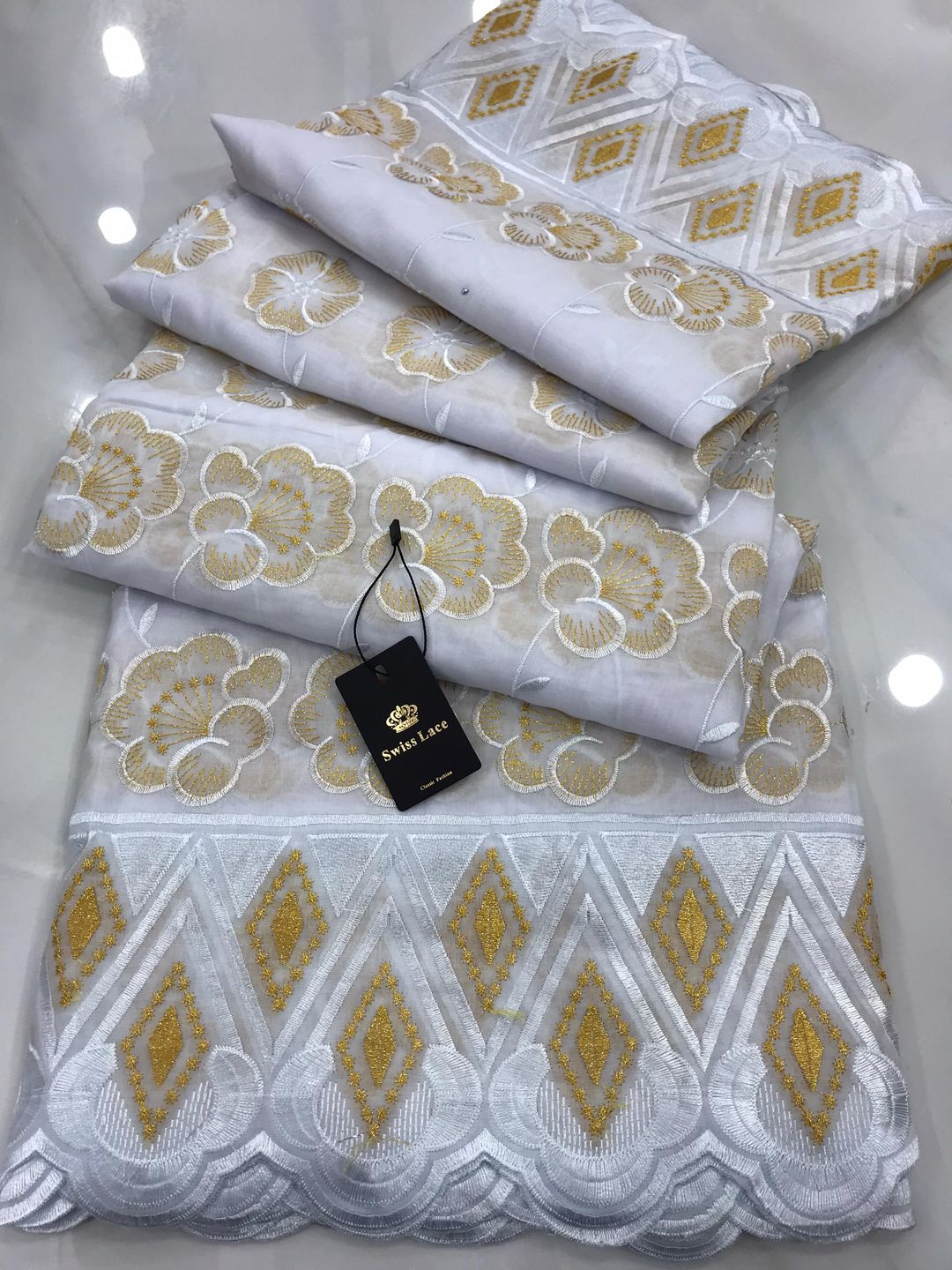 Brodés Swiss Lace 